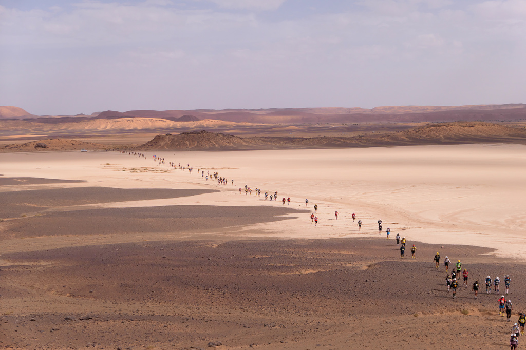 Traversée d'un lac salé