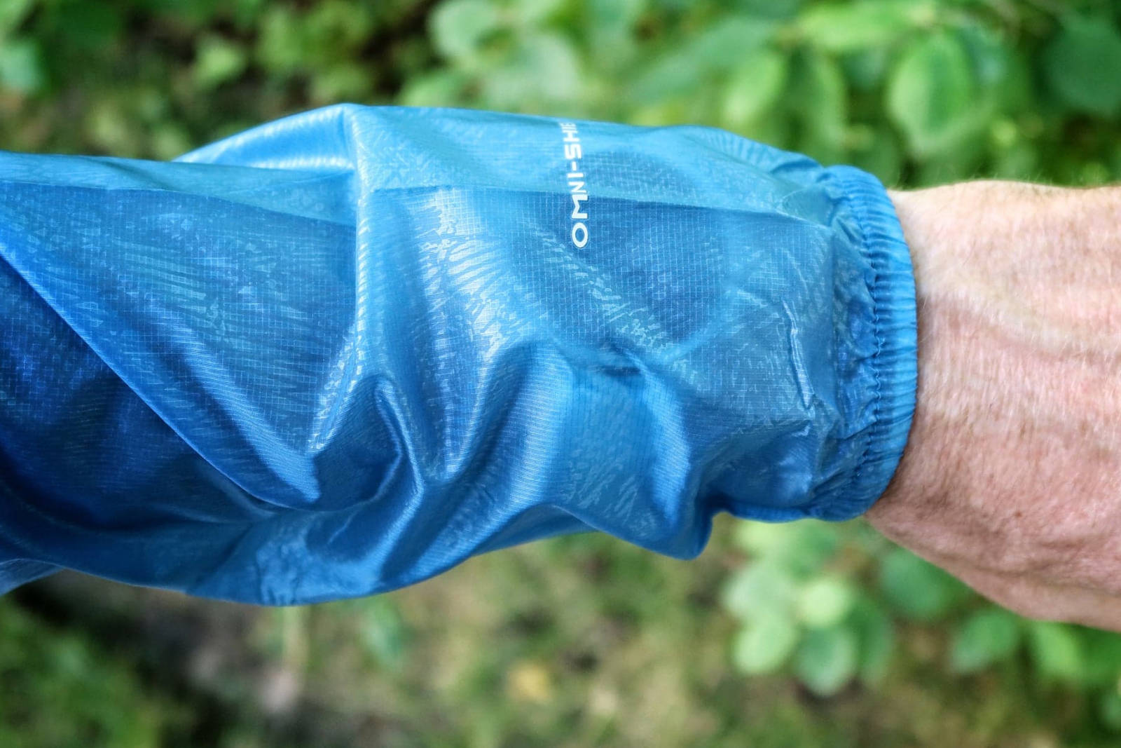 Manche de la Montrail FKT Windbreaker