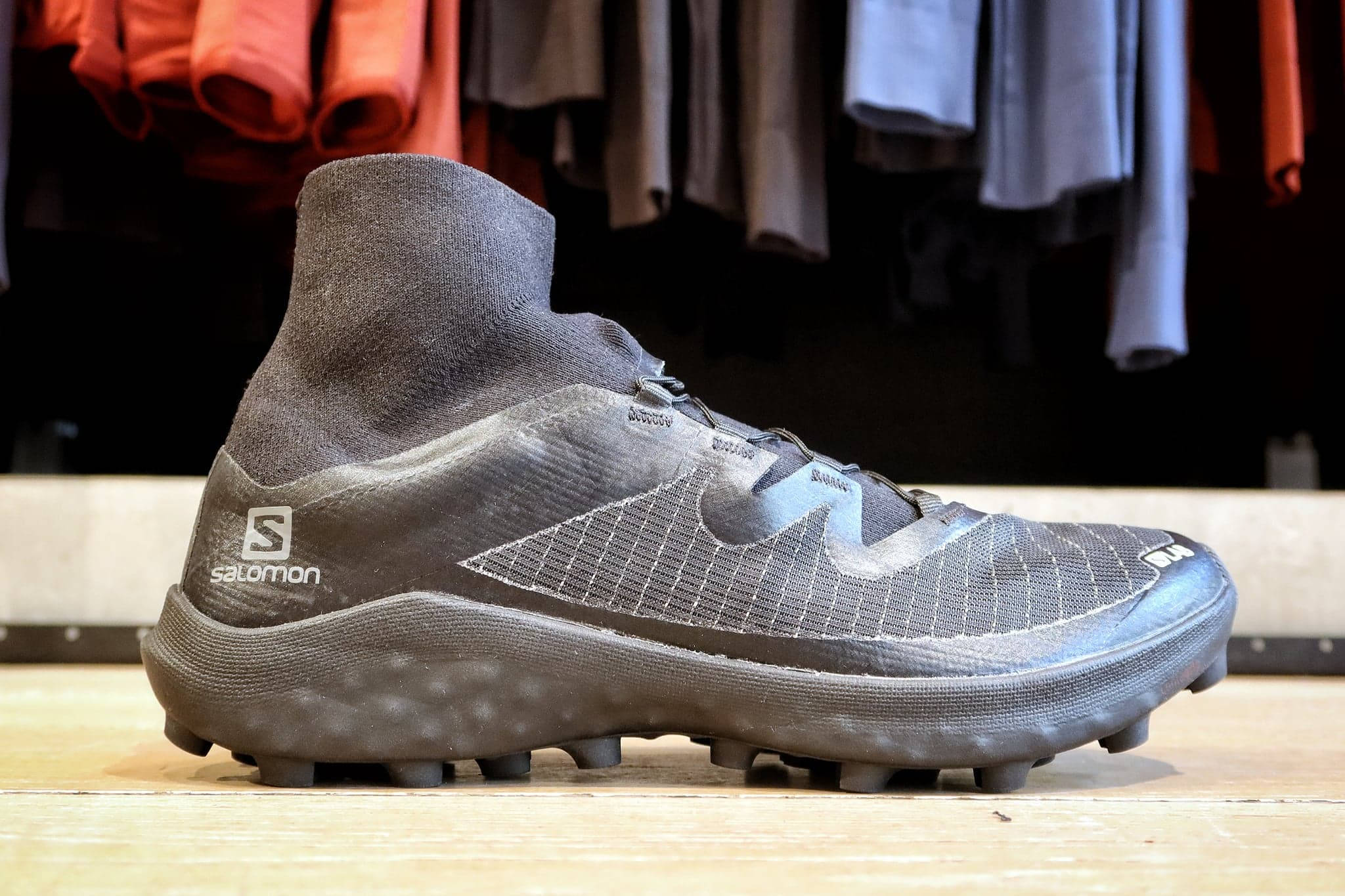 Vue de profil - Salomon Slab Cross