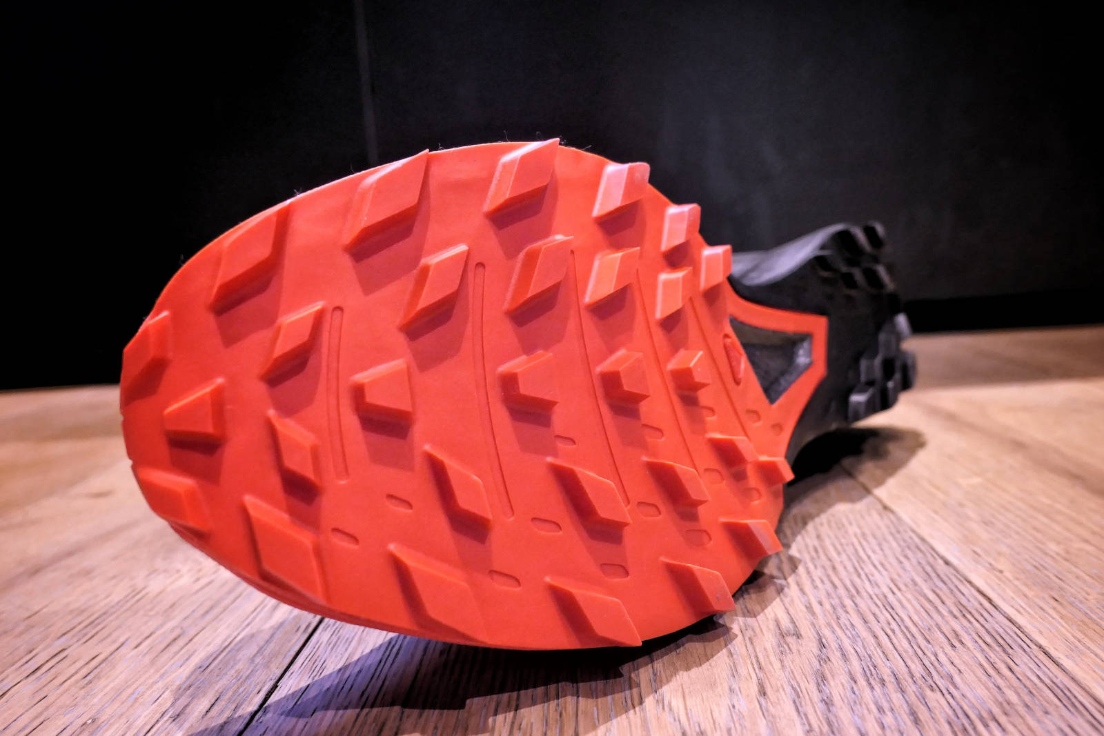 La semelle des SLAB Sense 8 SG