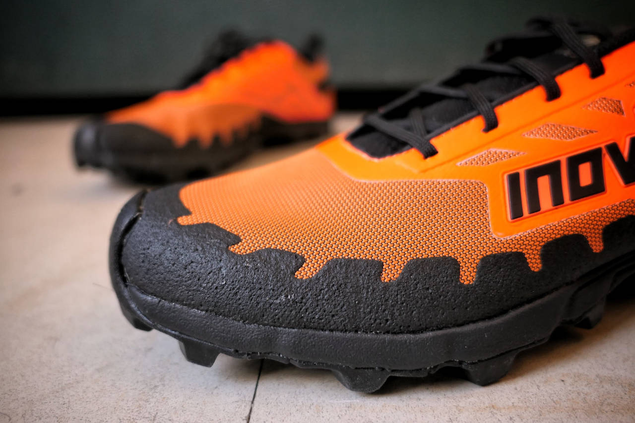 Le parre pierres des inov8 x-talon 235