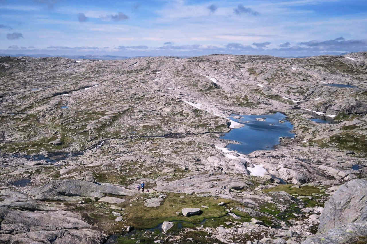 Sur les hauteurs minérales entre Voss et Bergen