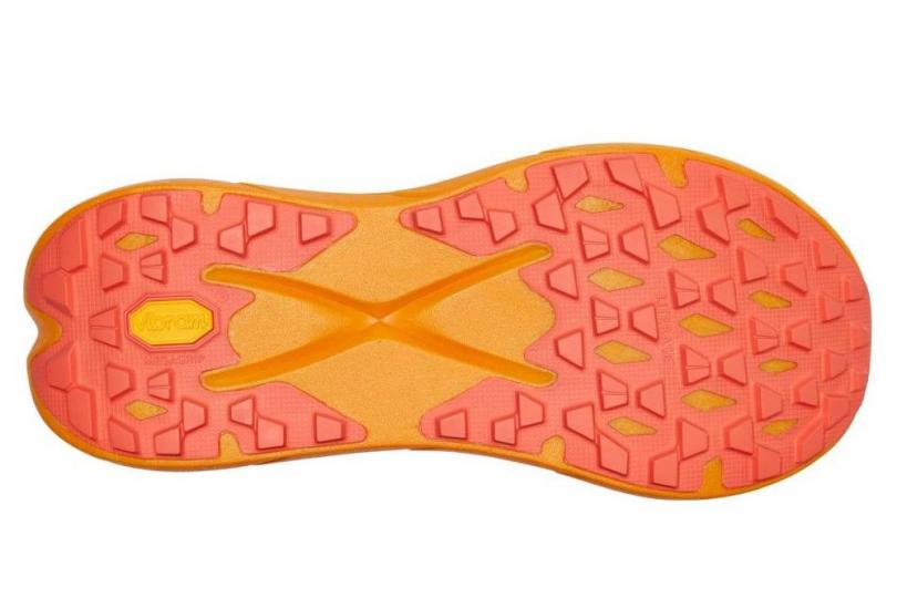 La semelle Vibram de la Hoka Tecton X