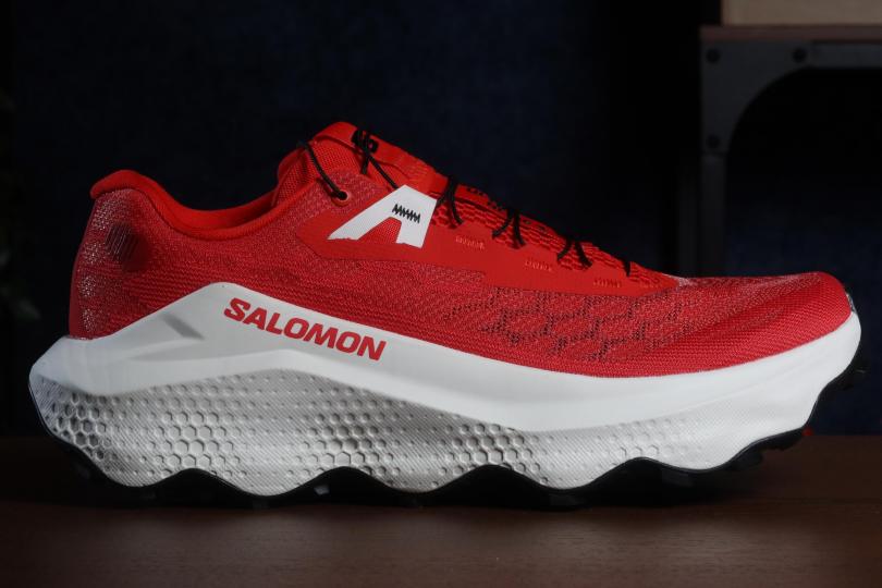 Salomon Ultra Glide 4