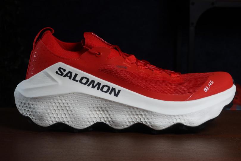 La Salomon S/Lab Ultra Glide 2 de profil