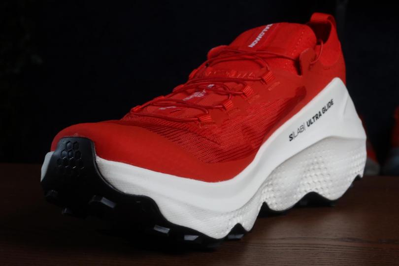 La Salomon S/Lab Ultra Glide 2 de 3/4 avant