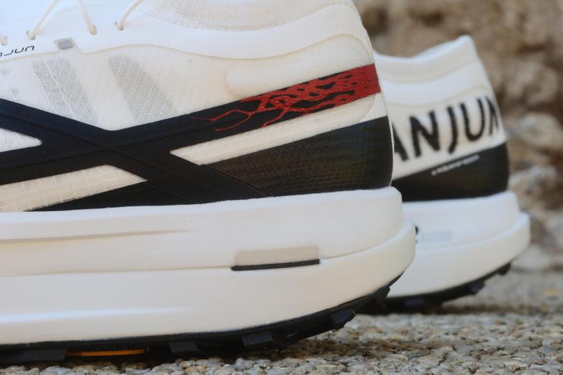 Zoom sur le talon des Anta Guanjun Speed RC