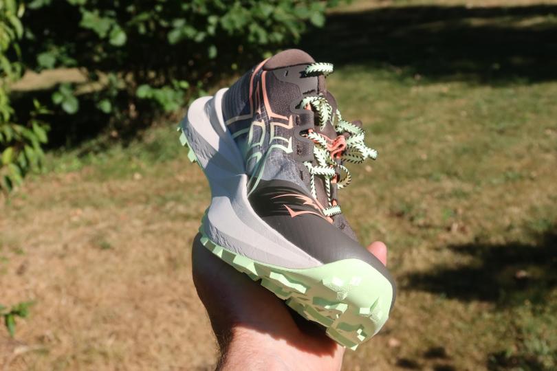 Pr&eacute;sentation des Asics Fuji Lite 7
