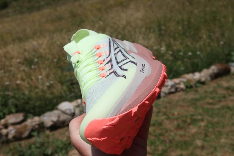 Présentation des Asics MetaFuji Trail 2