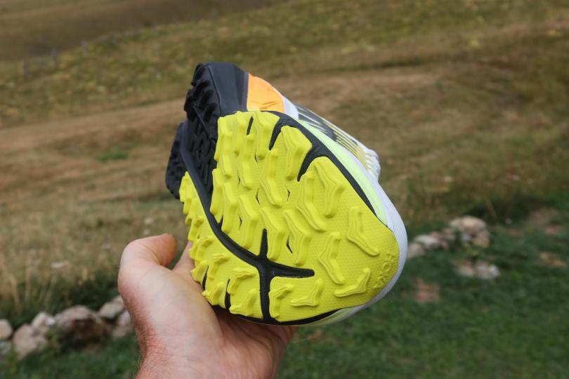 JDT, Hoka Stinson 8, Présentation des crampons