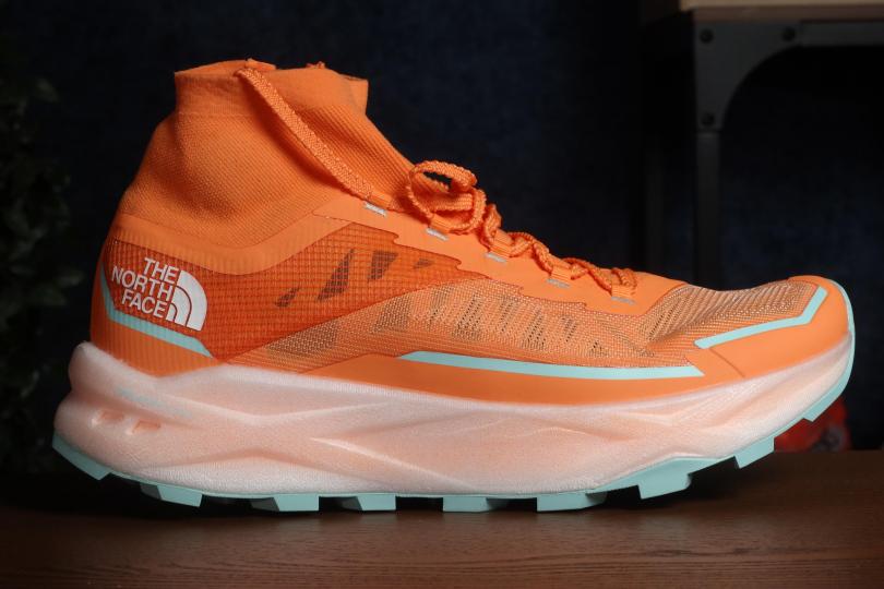 JDT, The North Face Offtrail Ultra. Vue de profil